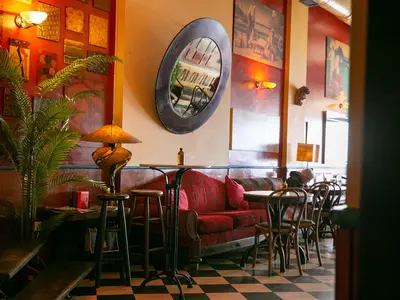 Thermaikos Cafe - Photo 4