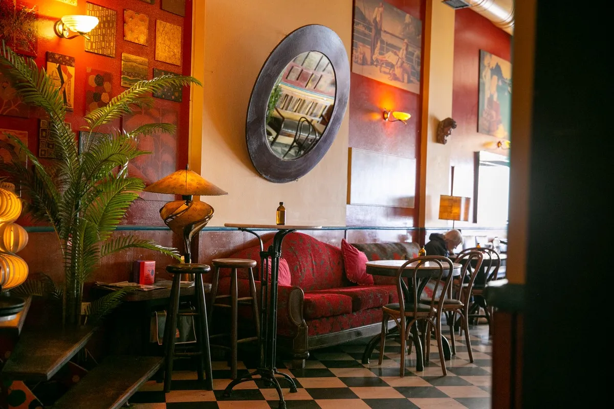 Thermaikos Cafe - Photo 4