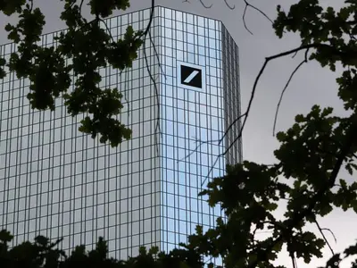 Deutsche Bank - Photo 3