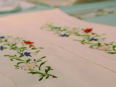 Musée de la Broderie, de la Métallurgie et du Patrimoine - Photo 2