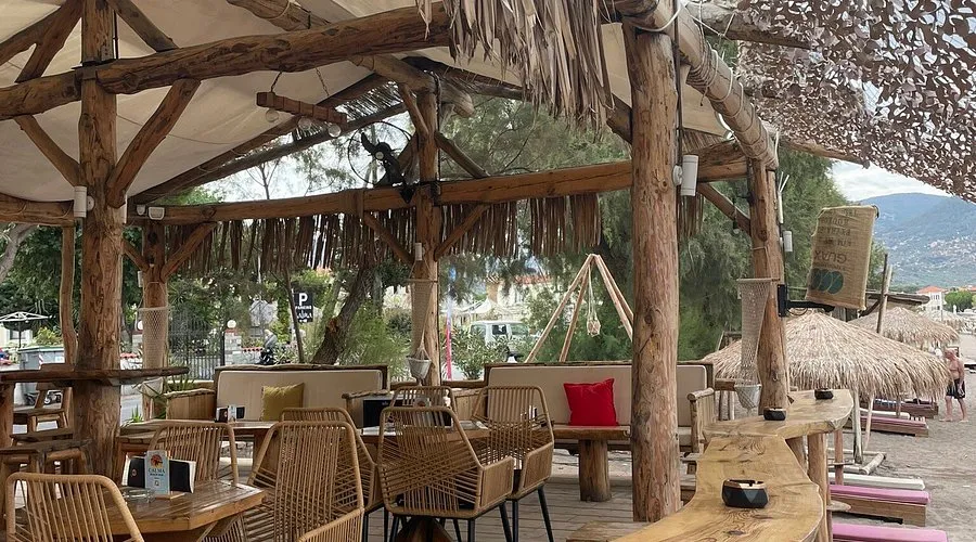 Calma beach bar - Photo 1