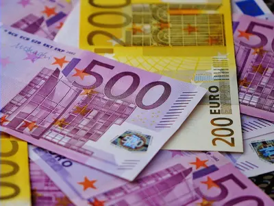 Euro Money Exchange - Photo 2