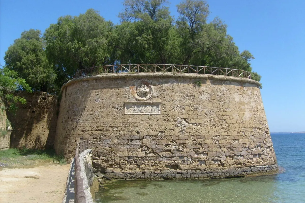Sabbionara Gate and Bastion - Photo 1