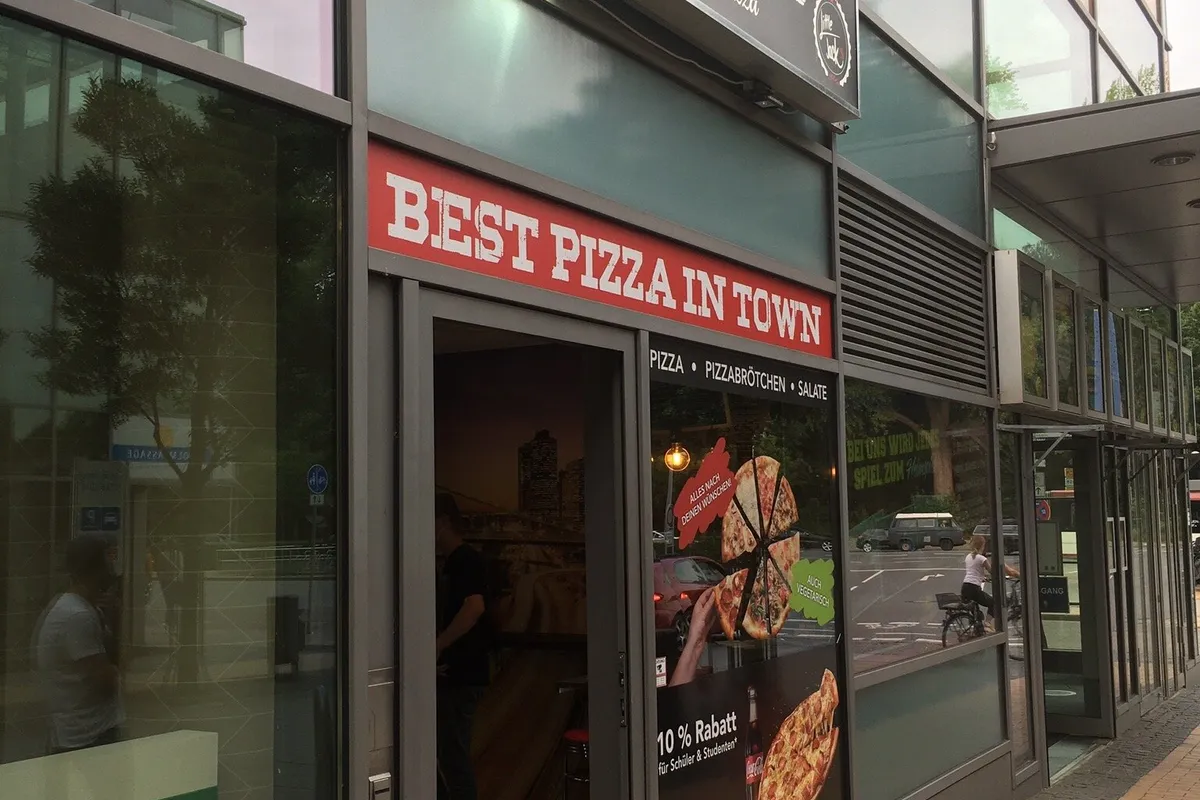 Pizzeria Toscana - Photo 2