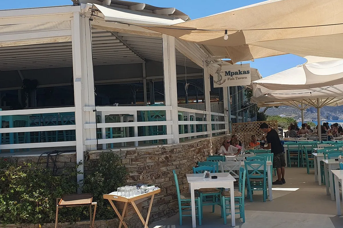 Mpakas Fish Tavern - Photo 2