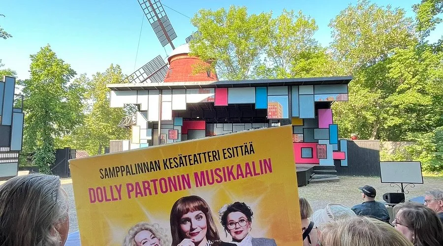 Samppalinnan Kesäteatteri - Photo 2