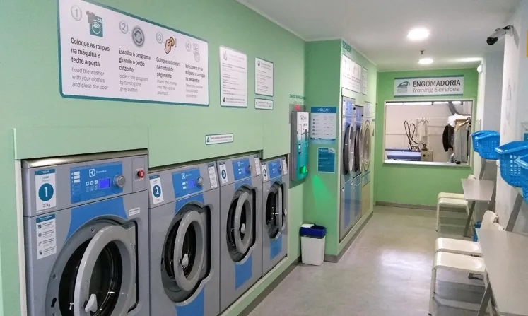 Lavandaria Self Service - Photo 1