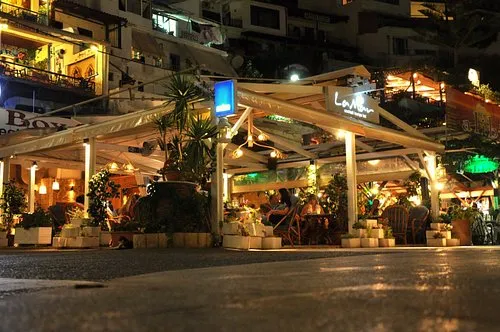 La Mar - Photo 1