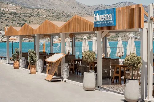 Blue Sea - Photo 1