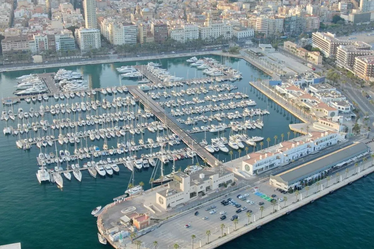 Marina Alicante - Photo 2