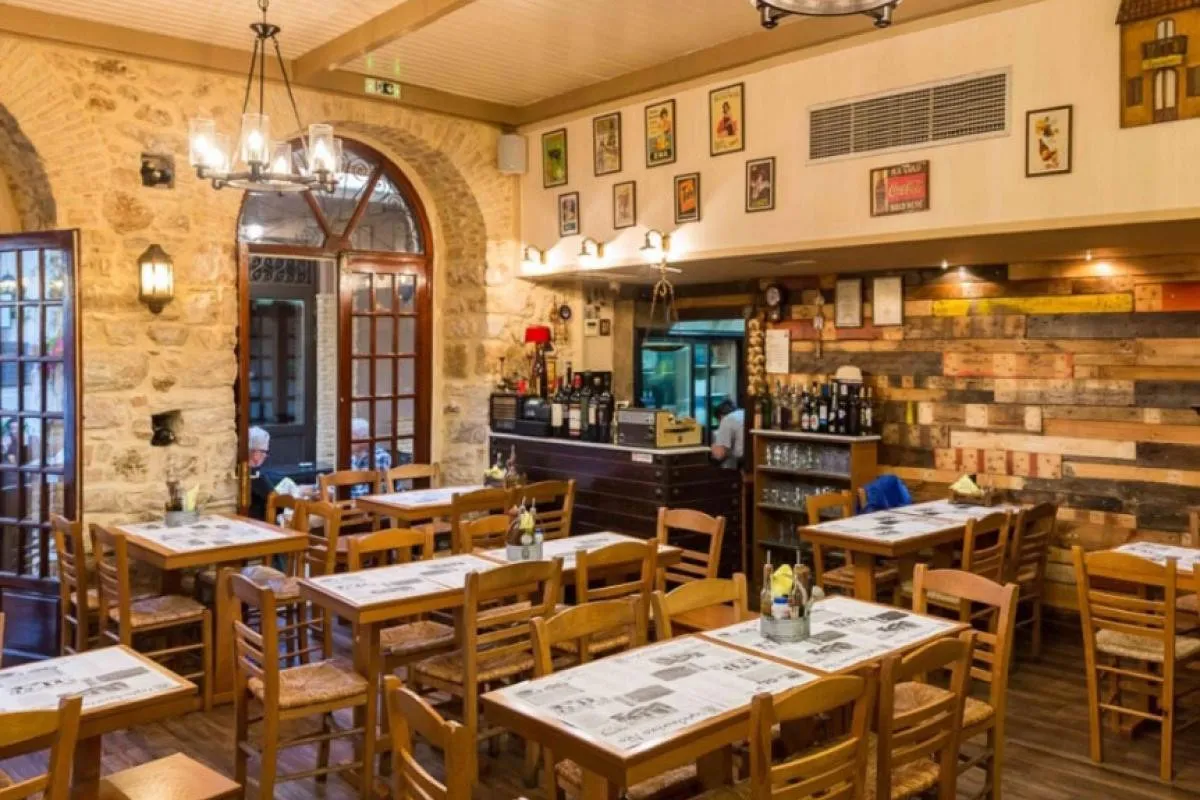 Barba-Thomas Tavern - Photo 2