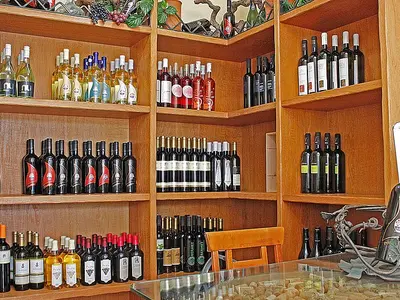 Vinoteka Frapa - Photo 1
