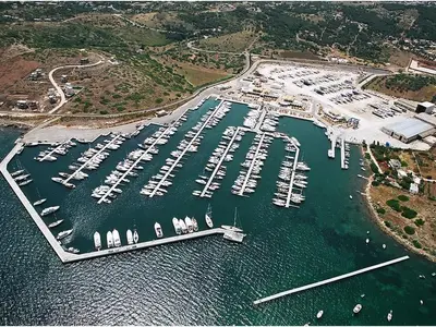 Fuel Dock - Photo 3