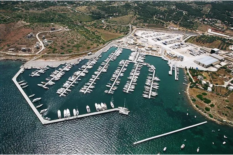 Fuel Dock - Photo 3