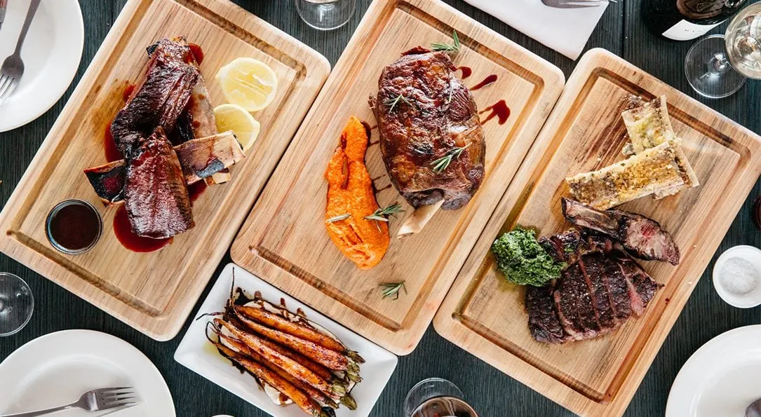 Kingsleys Steak & Crabhouse - Photo 1