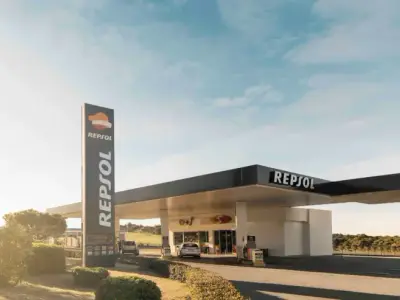 Estació de Servei Repsol Colonia de Sant Jordi - Photo 2