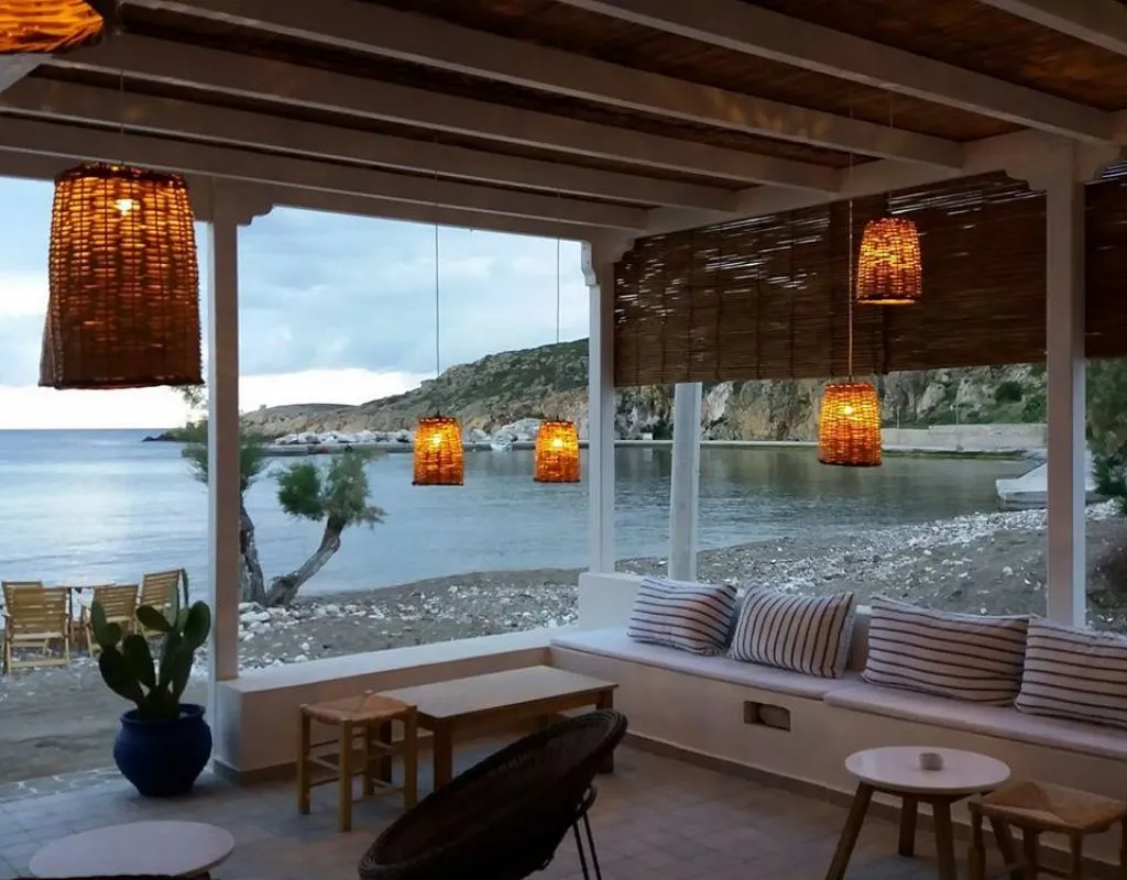 The Salt Flats Rendezvous Cafe-Snack Bar - Photo 4