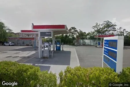 Stazione di servizio Esso - Photo 4