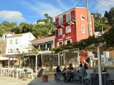 Thymari - Photo 4