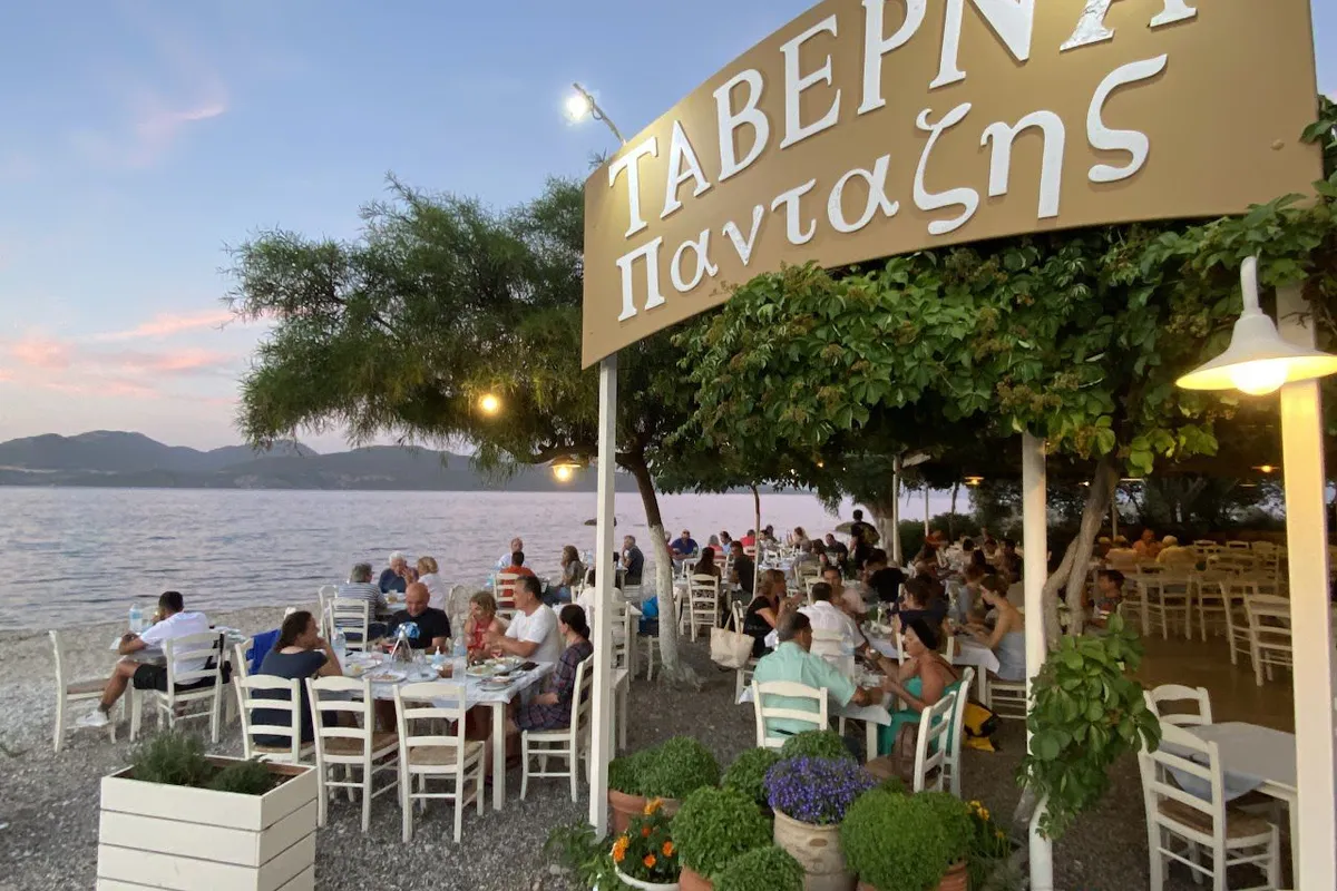 Pantazis Tavern - Photo 2