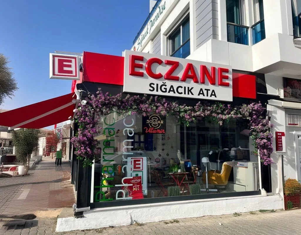 Sığacık Ata Eczanesi