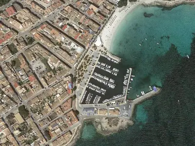 Fuel Dock - Photo 3