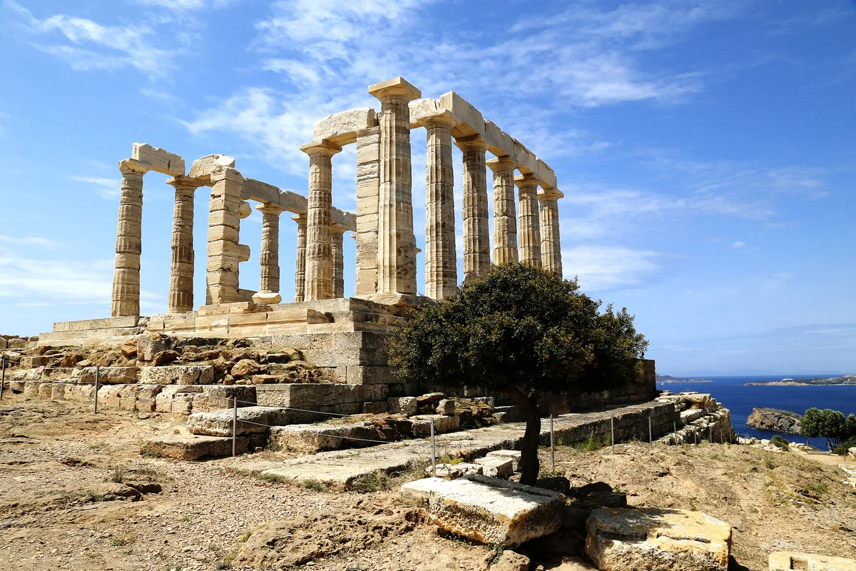 Temple of Poseidon - Photo 2