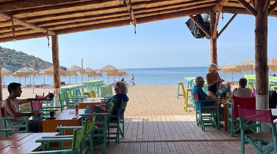 Nuevo Loca beach bar - Main photo