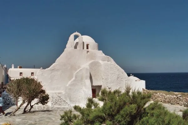 Panagia Paraportiani Church - Photo 1