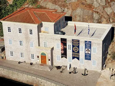 Pavlos Koundouriotis Mansion - Photo 3