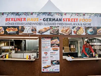 Döner Haus - Photo 1