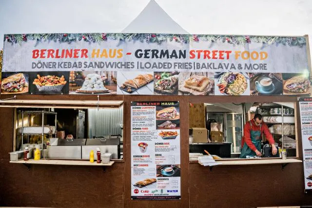 Döner Haus - Photo 1