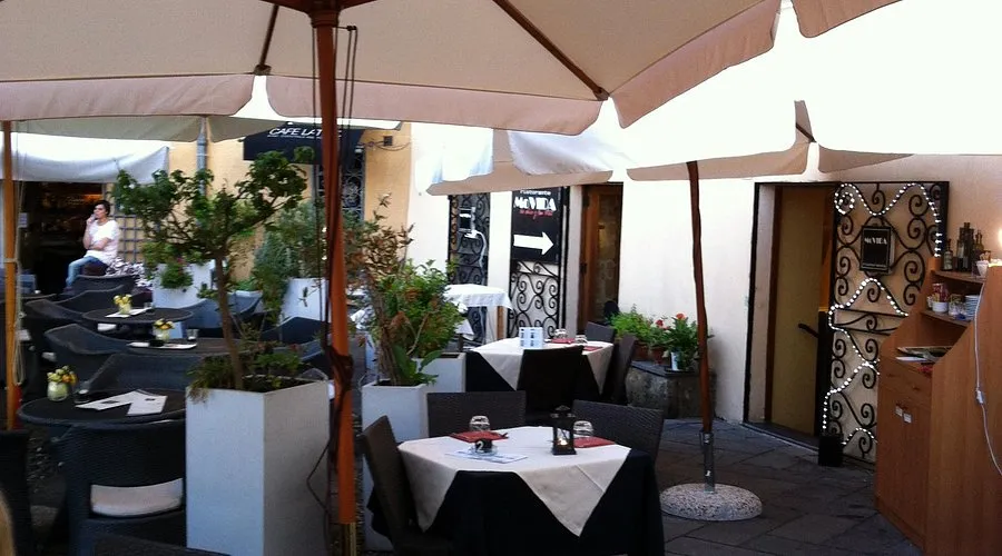 Movida - Photo 1