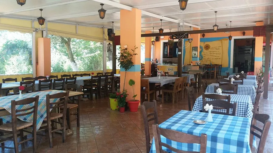 Taverna Minas - Photo 1