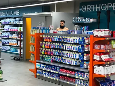 Pharmacie des 4 ponts - Photo 2