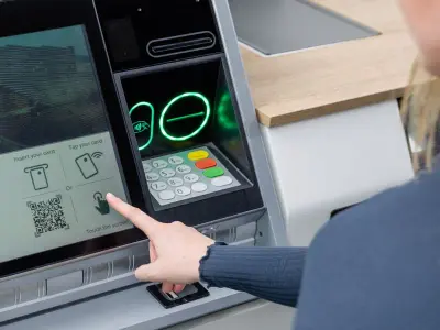 Cash Zone - Photo 2