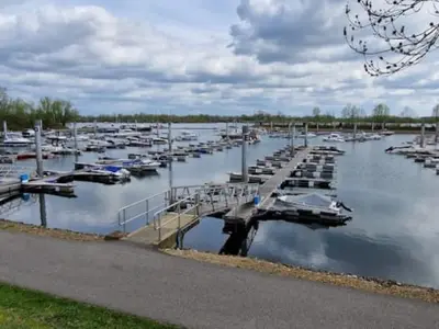 Fuel Dock - Photo 5