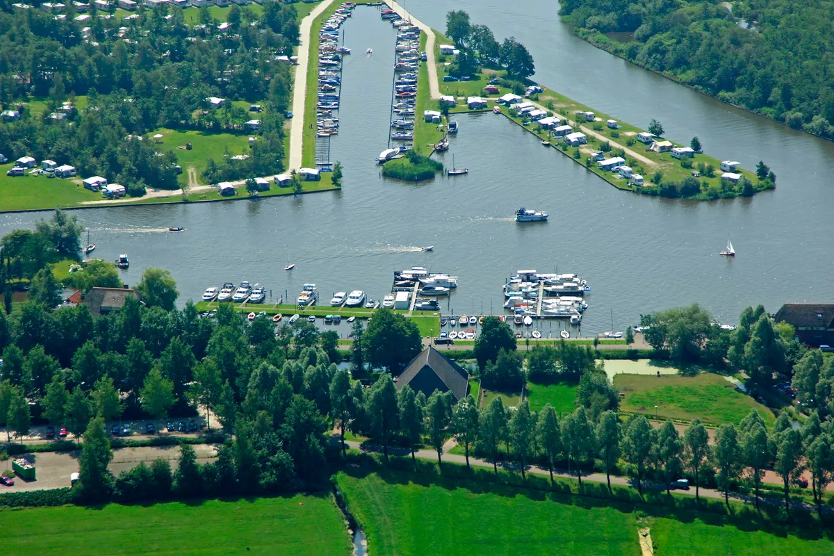Fuel Dock - Photo 2