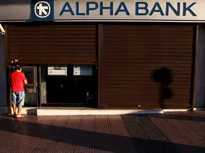 Alpha Bank - Photo 2