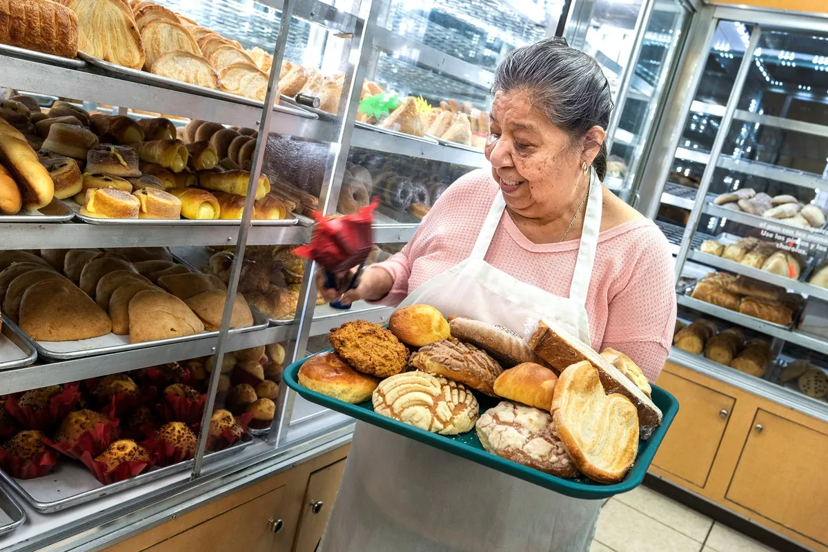 Tsatalmpasis Bakery - Photo 1