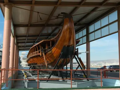 Trireme Olympias - Photo 2