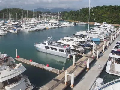 Fuel Dock - Photo 2