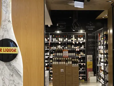 Mr Liquor - Photo 1