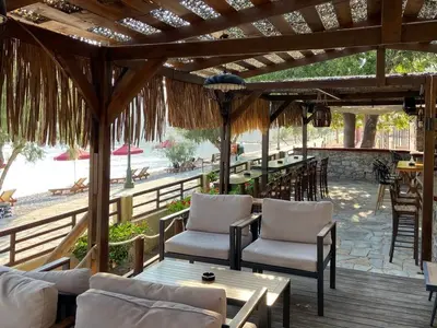 Bozi Bar - Photo 2