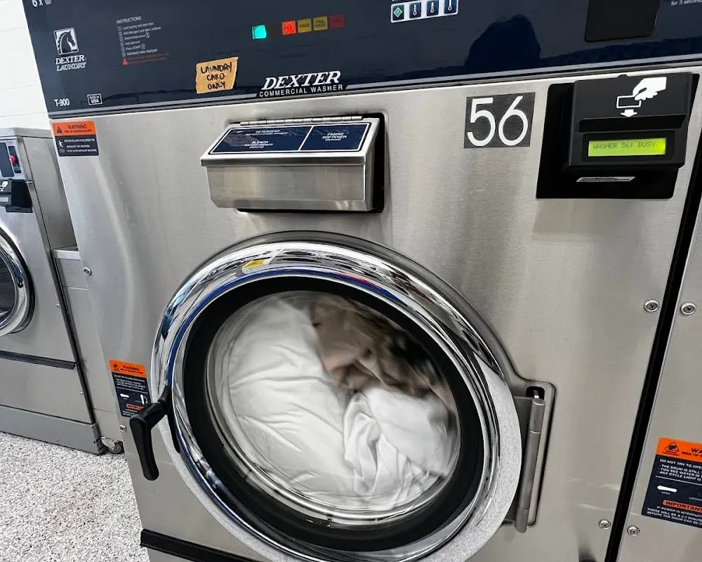 RAG's Coin Laundry - Photo 1