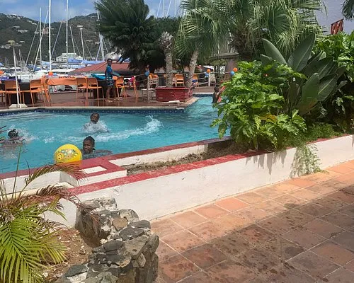 Village Cay Hotel & Restaurant - Photo 3
