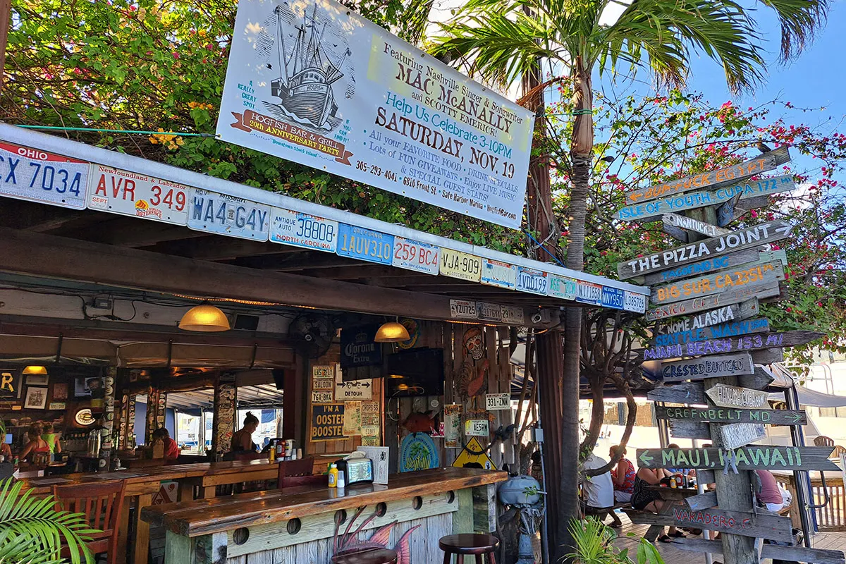 Hogfish Bar & Grill - Photo 3