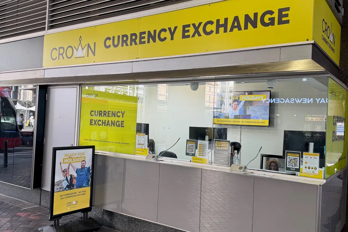 Crown Currency Exhange - Photo 2