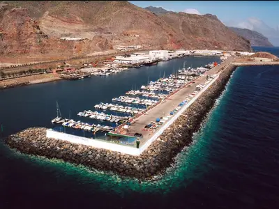 Fuel Dock - Photo 3