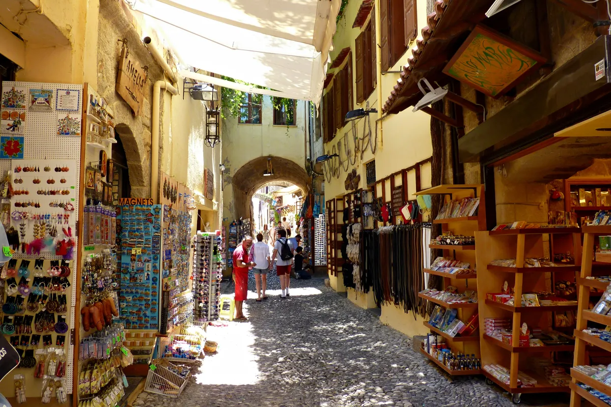 Gran Bazaar - Photo 1